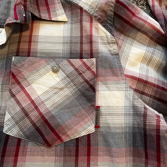 Merrell Button Down Shirt - Picture 4 of 4